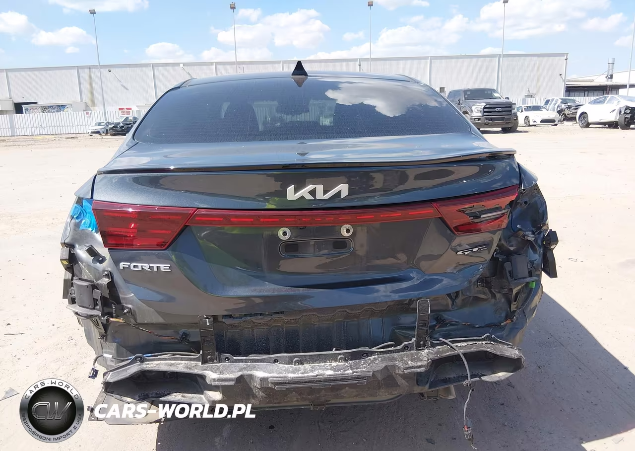 2023 Kia Forte Gt-Line VIN:3KPF54AD9PE573002 - 6