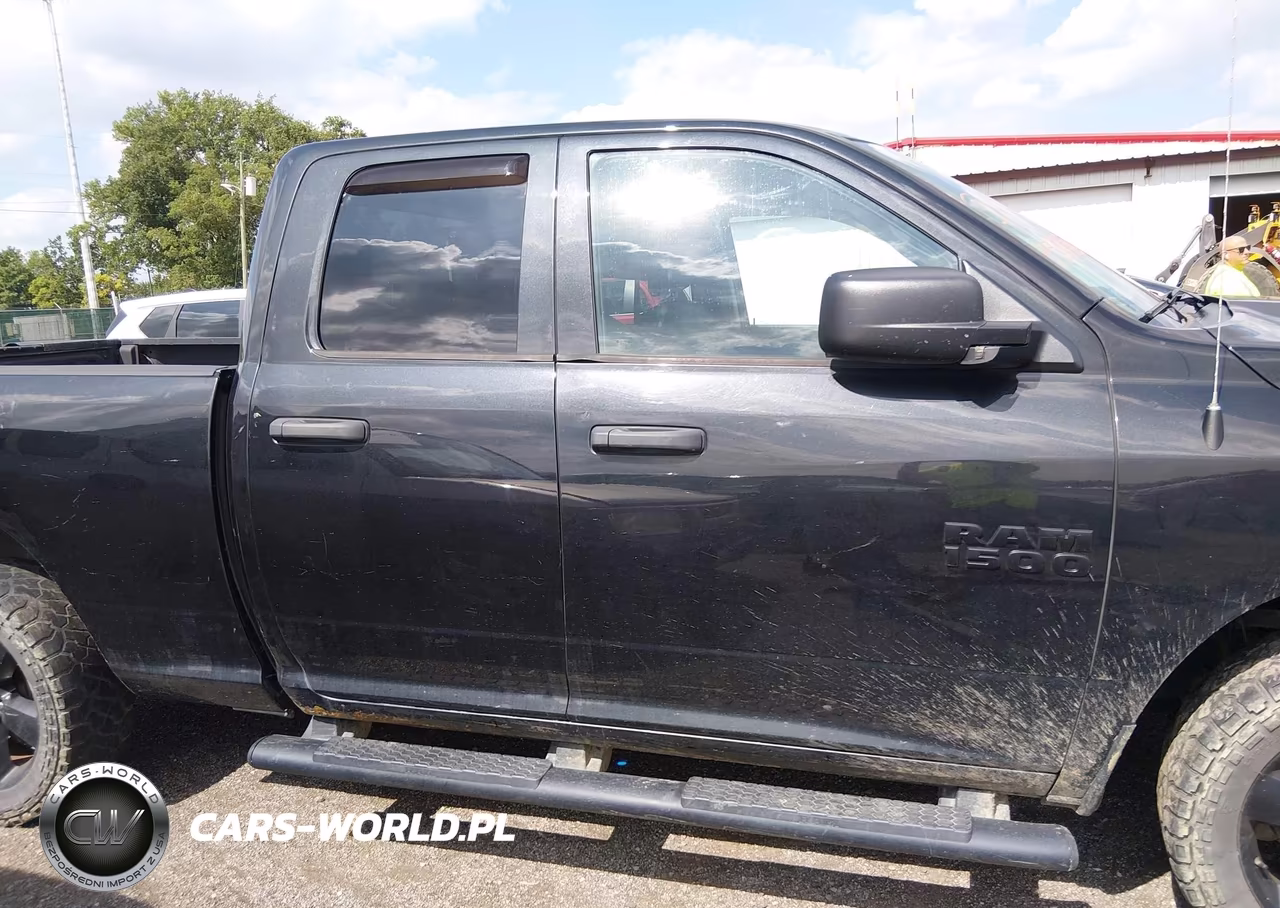 2016 Ram 1500 Express VIN:1C6RR7FG4GS410610 - 13