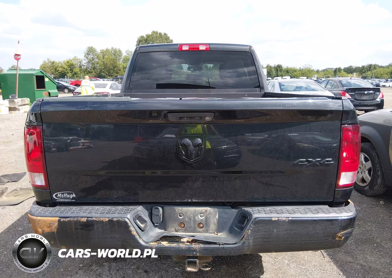 2016 Ram 1500 Express VIN:1C6RR7FG4GS410610 - 16