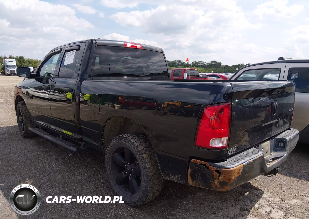 2016 Ram 1500 Express VIN:1C6RR7FG4GS410610 - 3