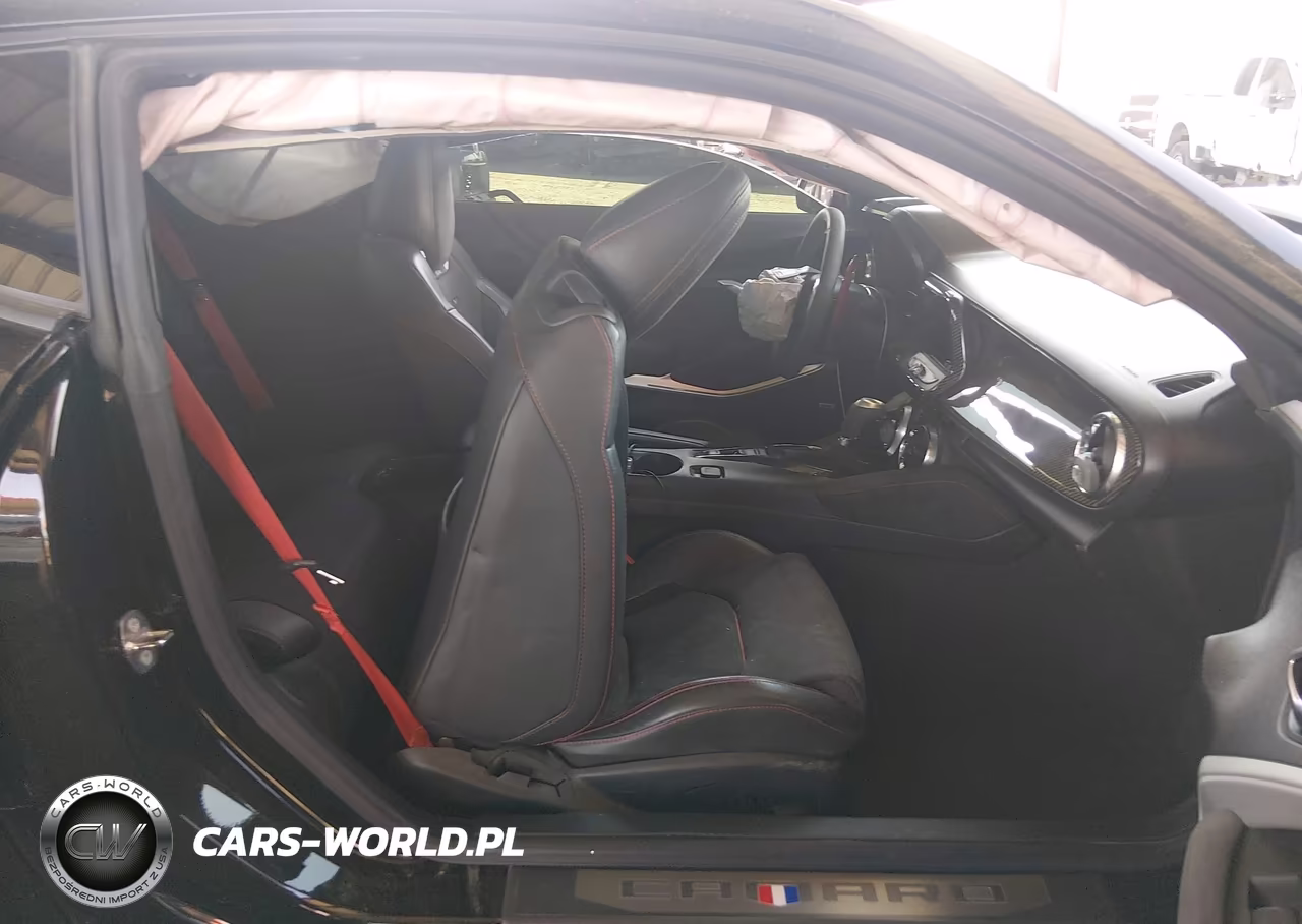 2018 Chevrolet Camaro Zl1 VIN:1G1FK1R66J0126438 - 8