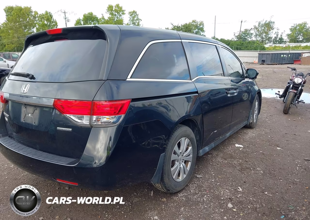 2017 Honda Odyssey Se VIN:5FNRL5H31HB019602 - 4