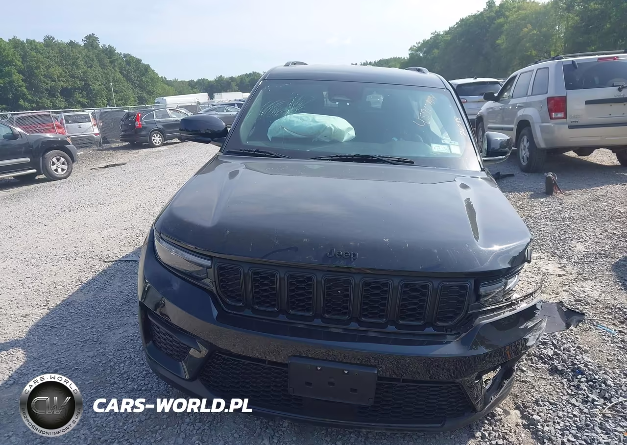 2023 Jeep Grand Cherokee Altitude 4X4 VIN:1C4RJHAG5P8850930 - 12