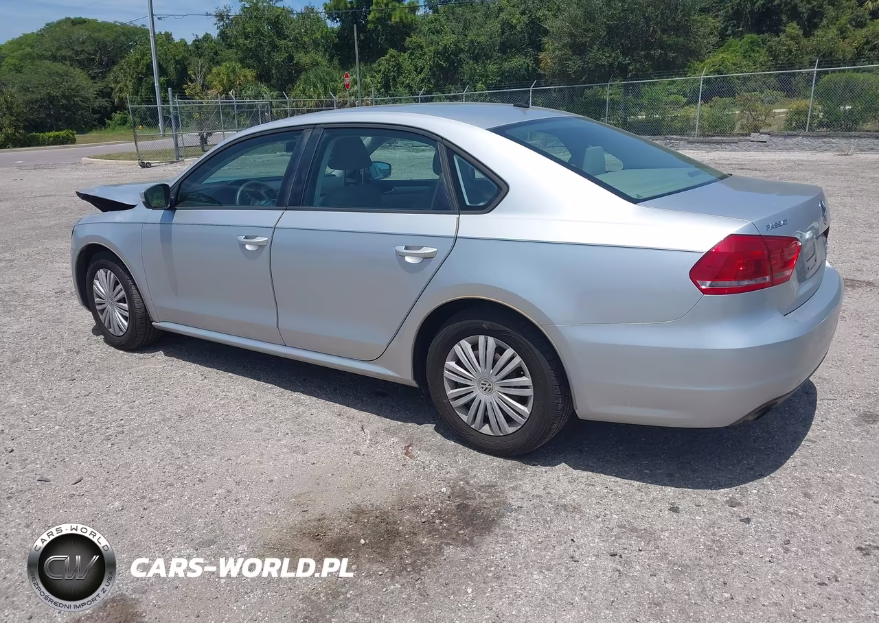 2014 Volkswagen Passat 1.8T S VIN:1VWAT7A30EC111373 - 3