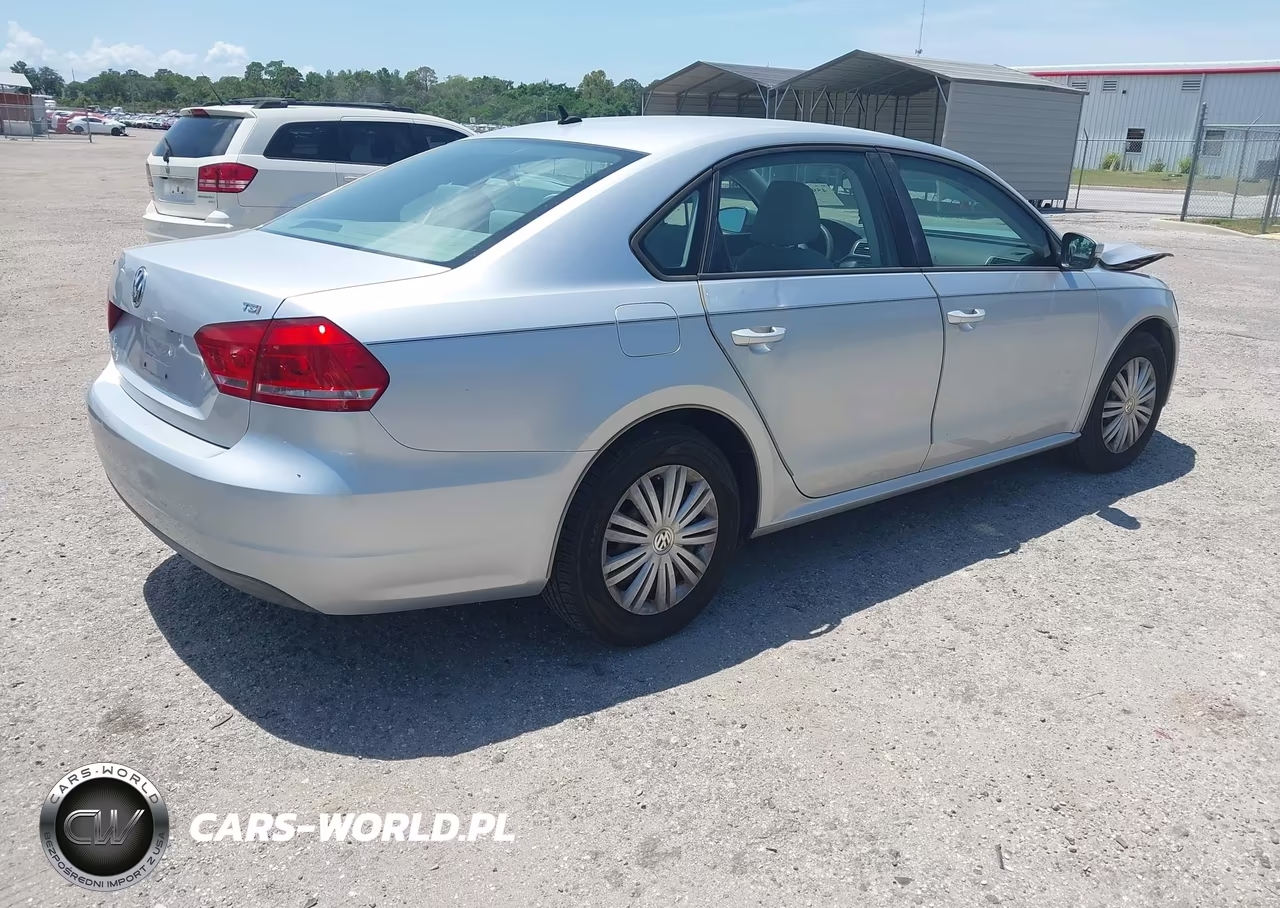 2014 Volkswagen Passat 1.8T S VIN:1VWAT7A30EC111373 - 4