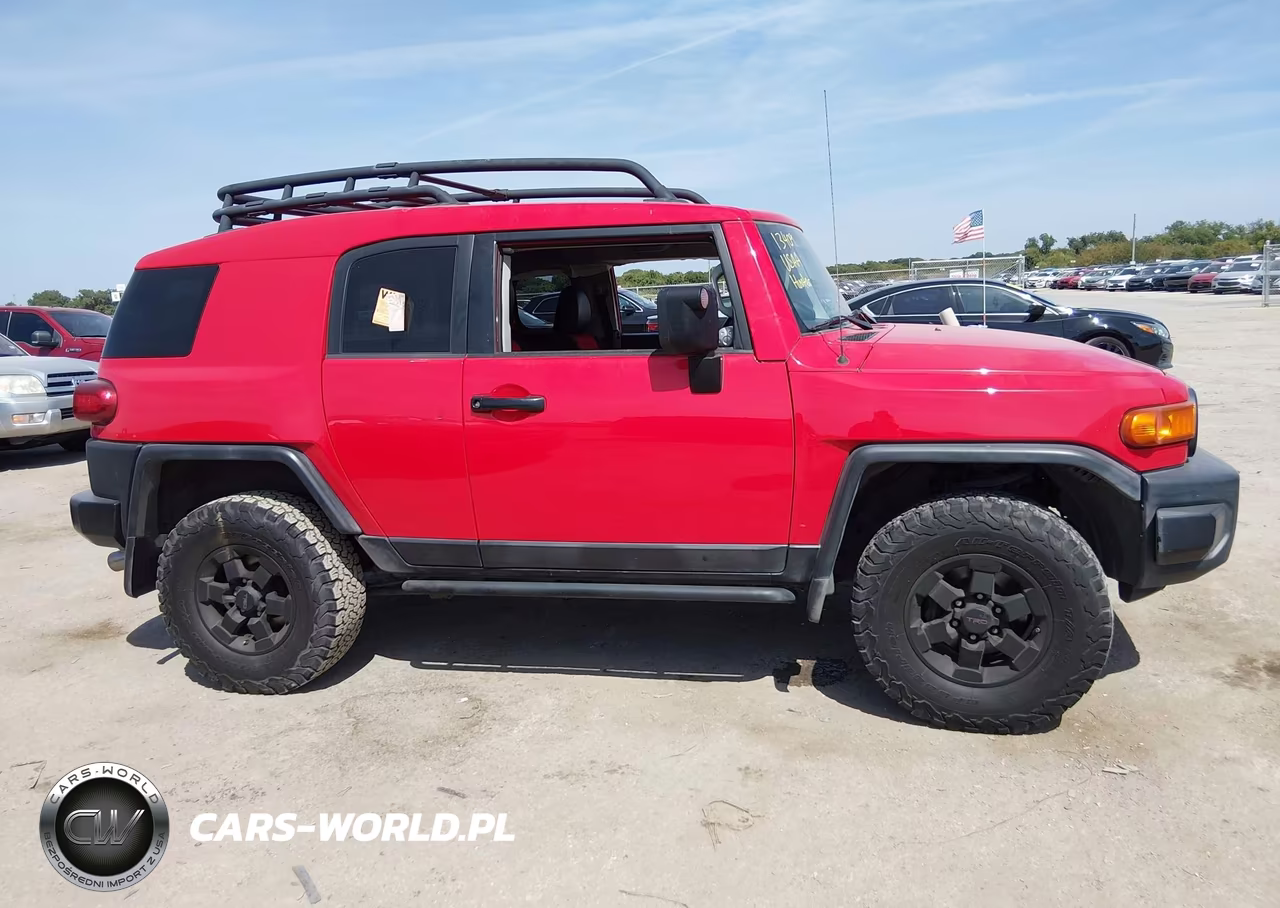 2012 Toyota Fj Cruiser VIN:JTEBU4BF6CK132304 - 13