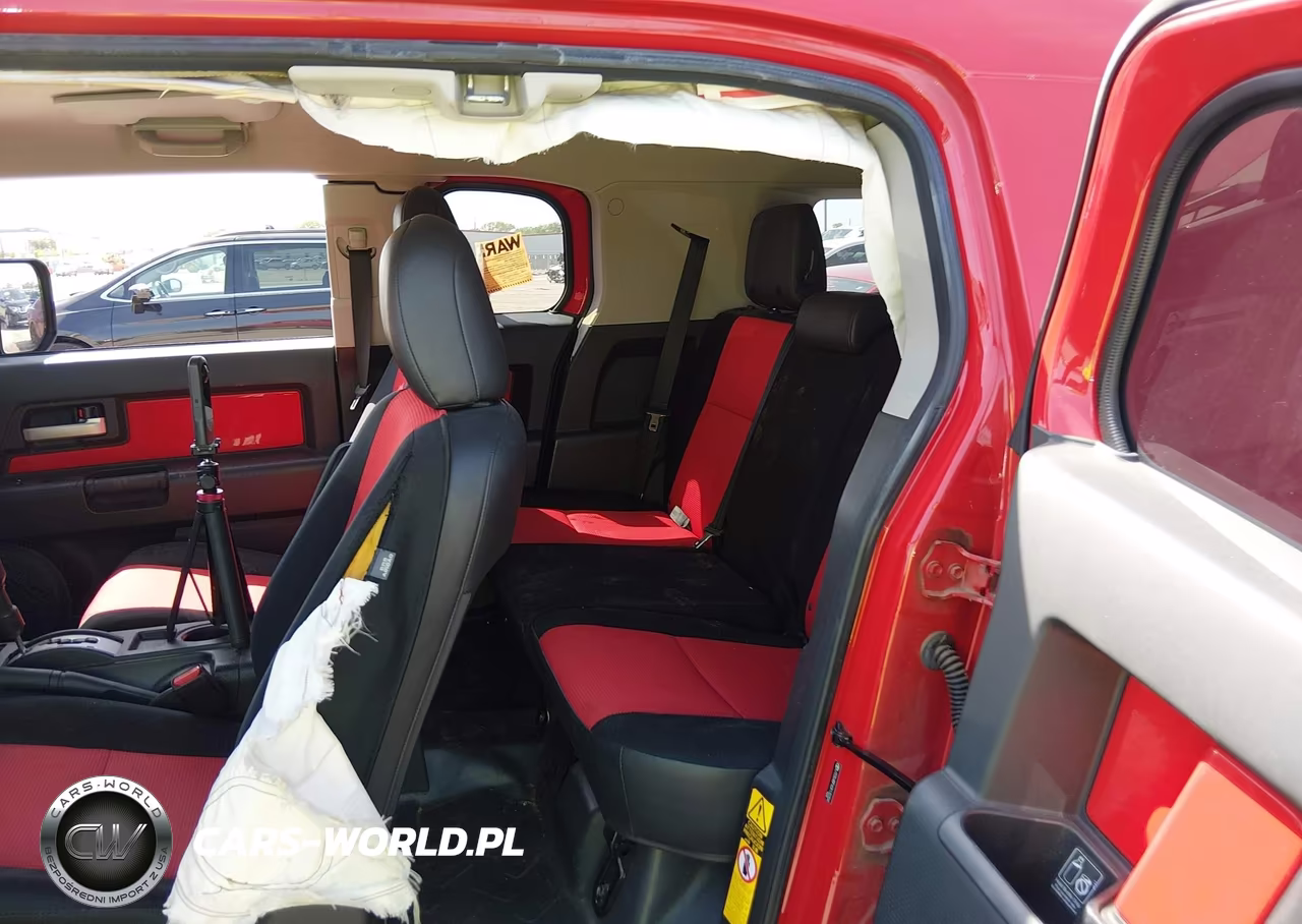 2012 Toyota Fj Cruiser VIN:JTEBU4BF6CK132304 - 8