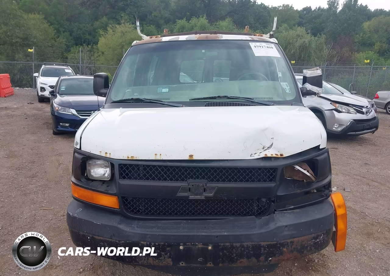 2004 Chevrolet Express VIN:1GCHG35U141188040 - 12