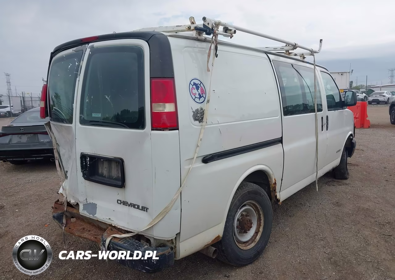 2004 Chevrolet Express VIN:1GCHG35U141188040 - 4
