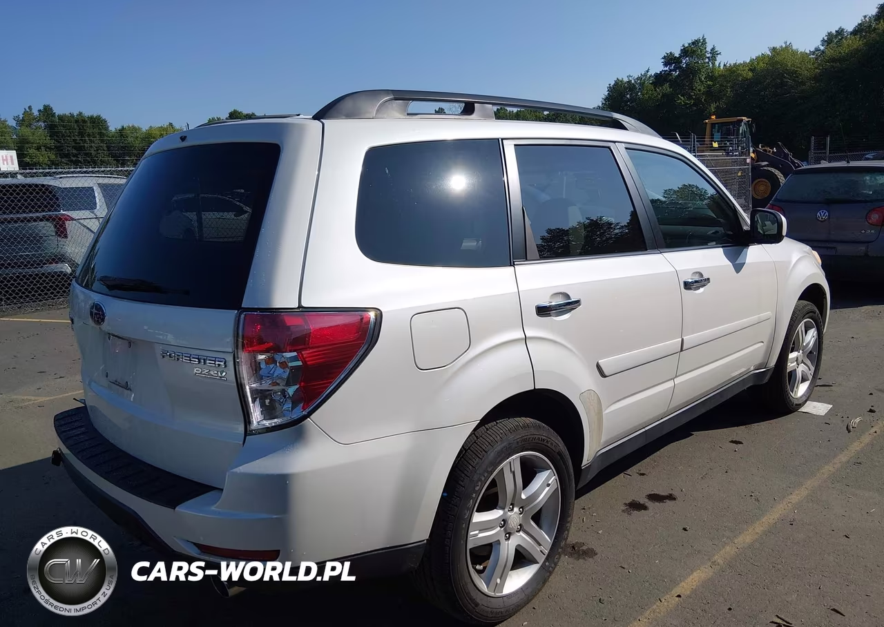 2010 Subaru Forester 2.5X Limited VIN:JF2SH6DC4AH765452 - 4