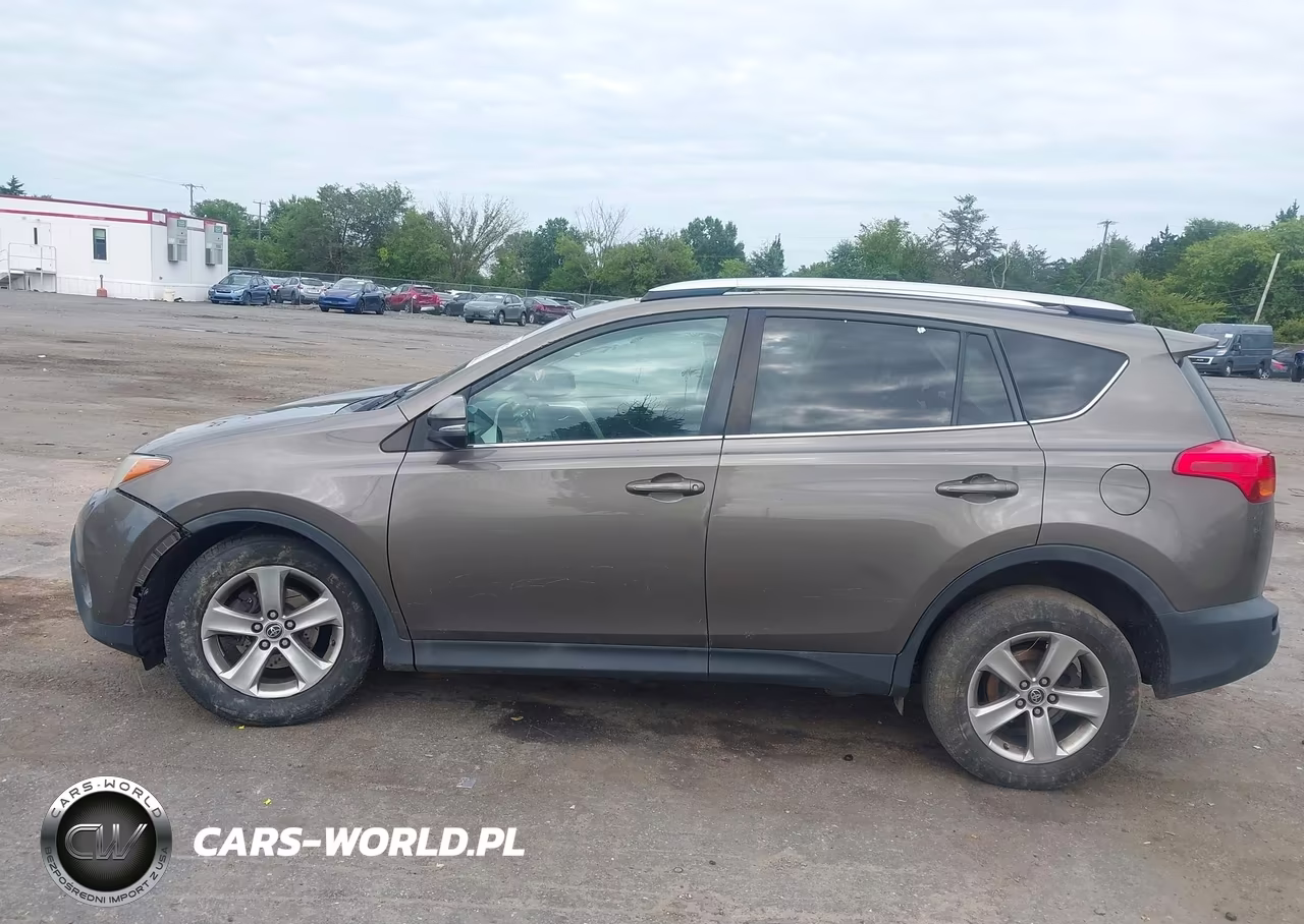 2015 Toyota Rav4 Xle VIN:2T3WFREV1FW217580 - 14