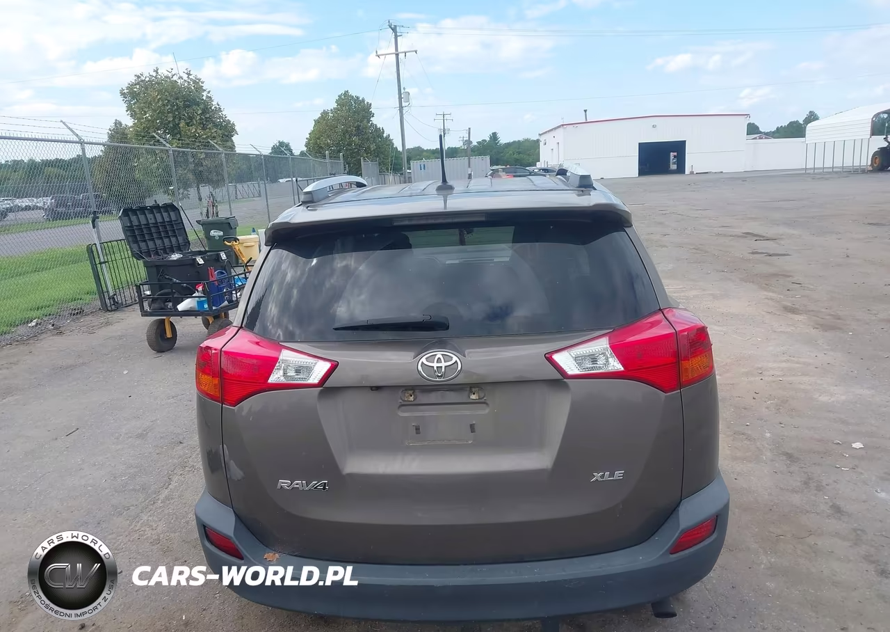 2015 Toyota Rav4 Xle VIN:2T3WFREV1FW217580 - 16
