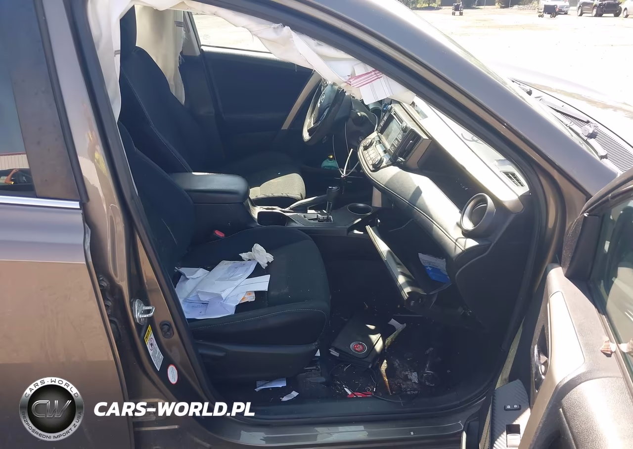 2015 Toyota Rav4 Xle VIN:2T3WFREV1FW217580 - 5