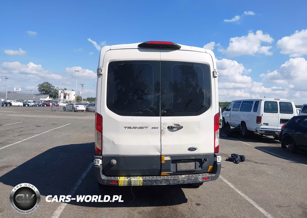 2018 Ford Transit-250 VIN:1FTYR2CM0JKA54729 - 16