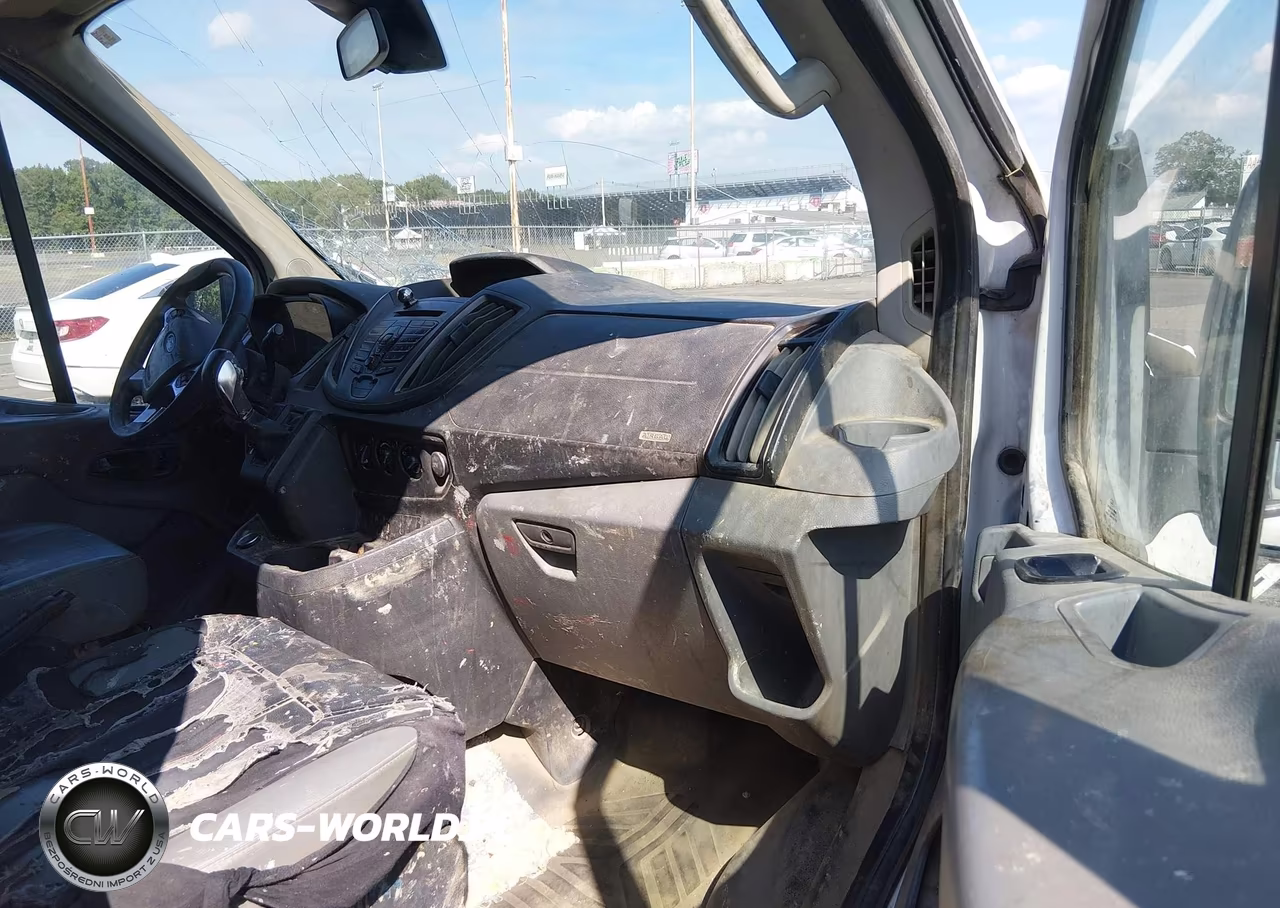 2018 Ford Transit-250 VIN:1FTYR2CM0JKA54729 - 5