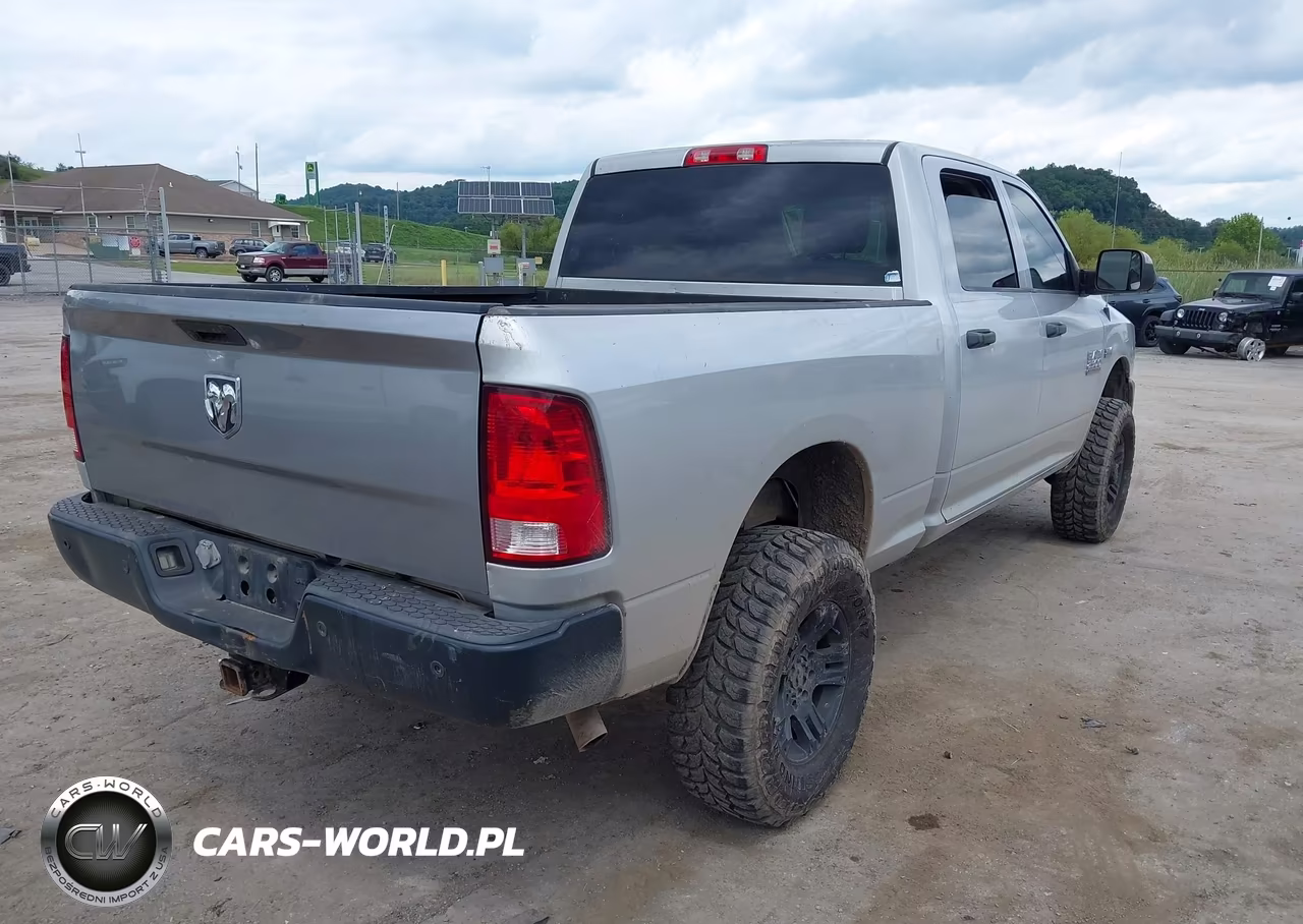 2014 Ram 2500 Tradesman VIN:3C6TR5CT5EG240046 - 4