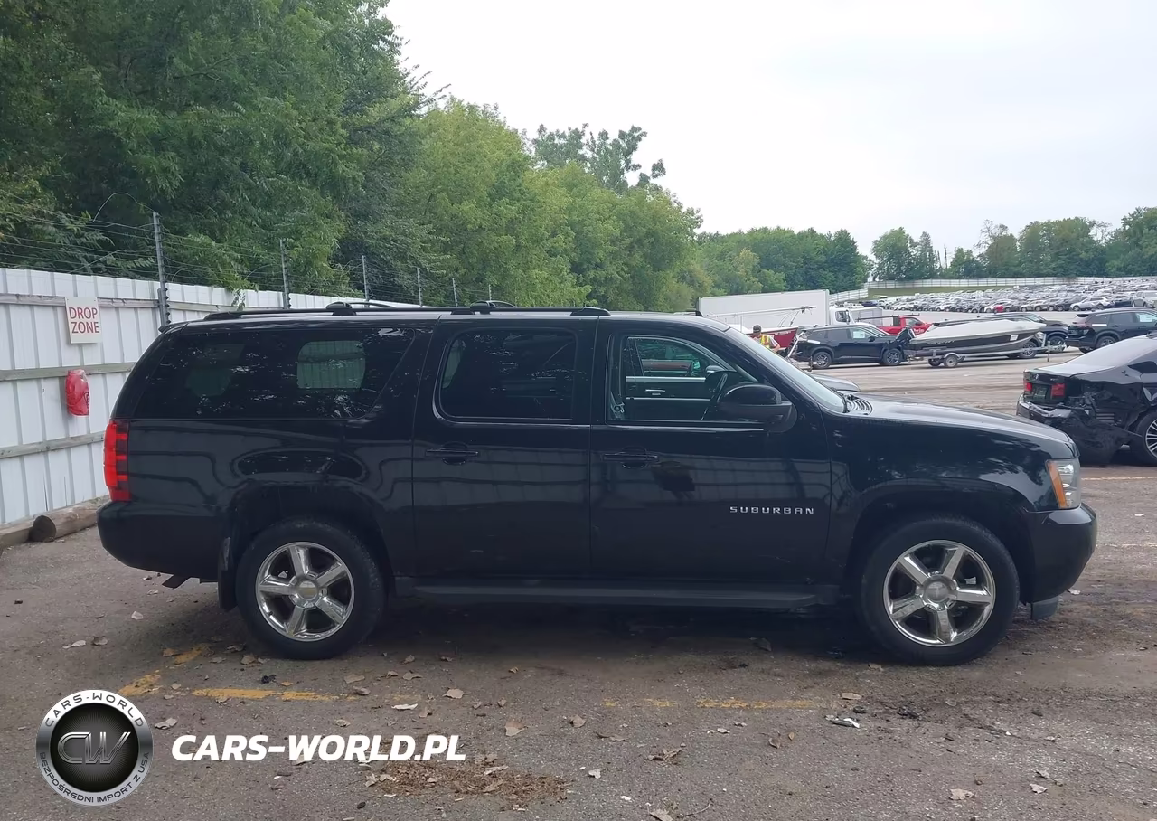 2012 Chevrolet Suburban Lt VIN:1GNSKJE70CR314740 - 13