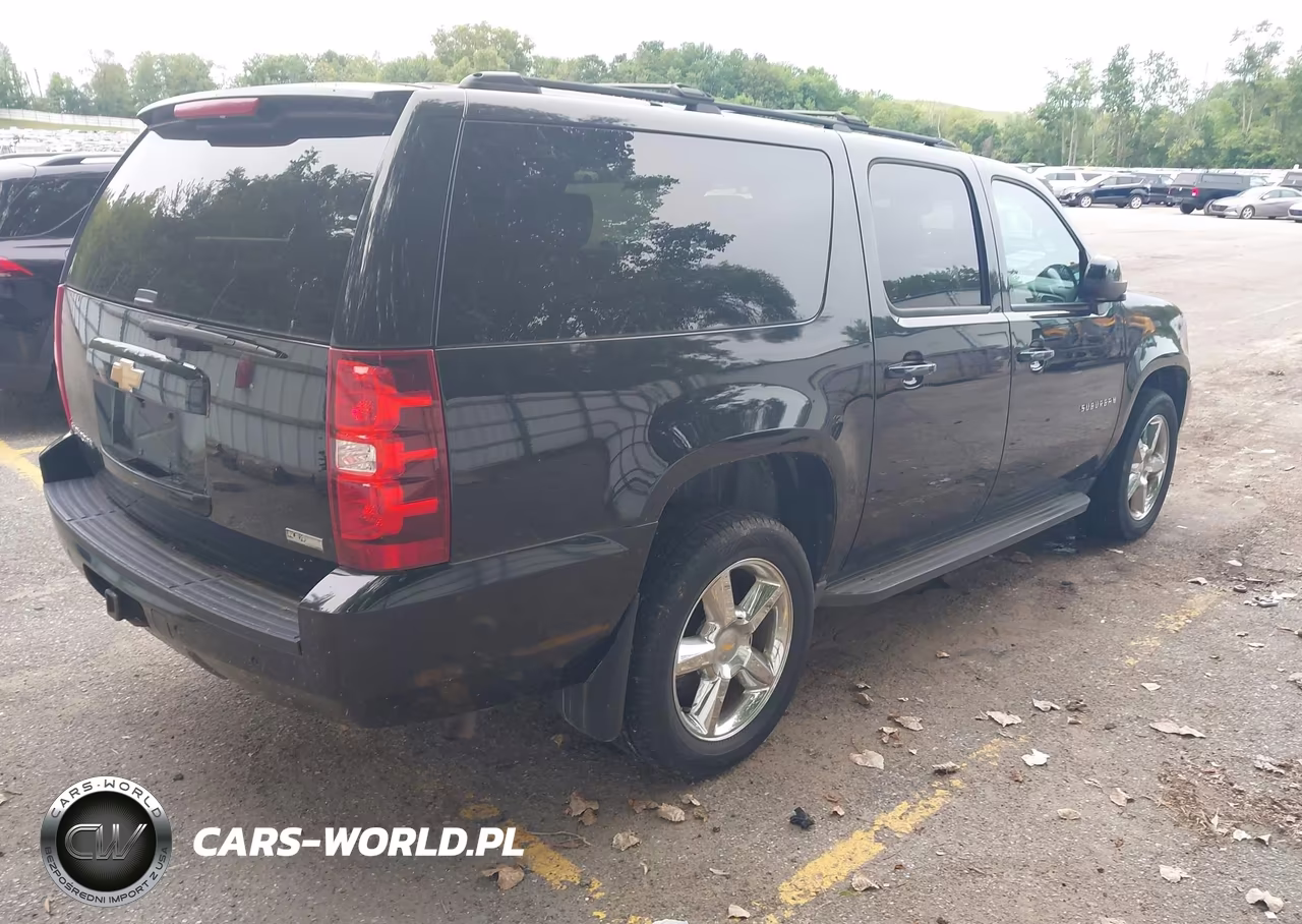 2012 Chevrolet Suburban Lt VIN:1GNSKJE70CR314740 - 4