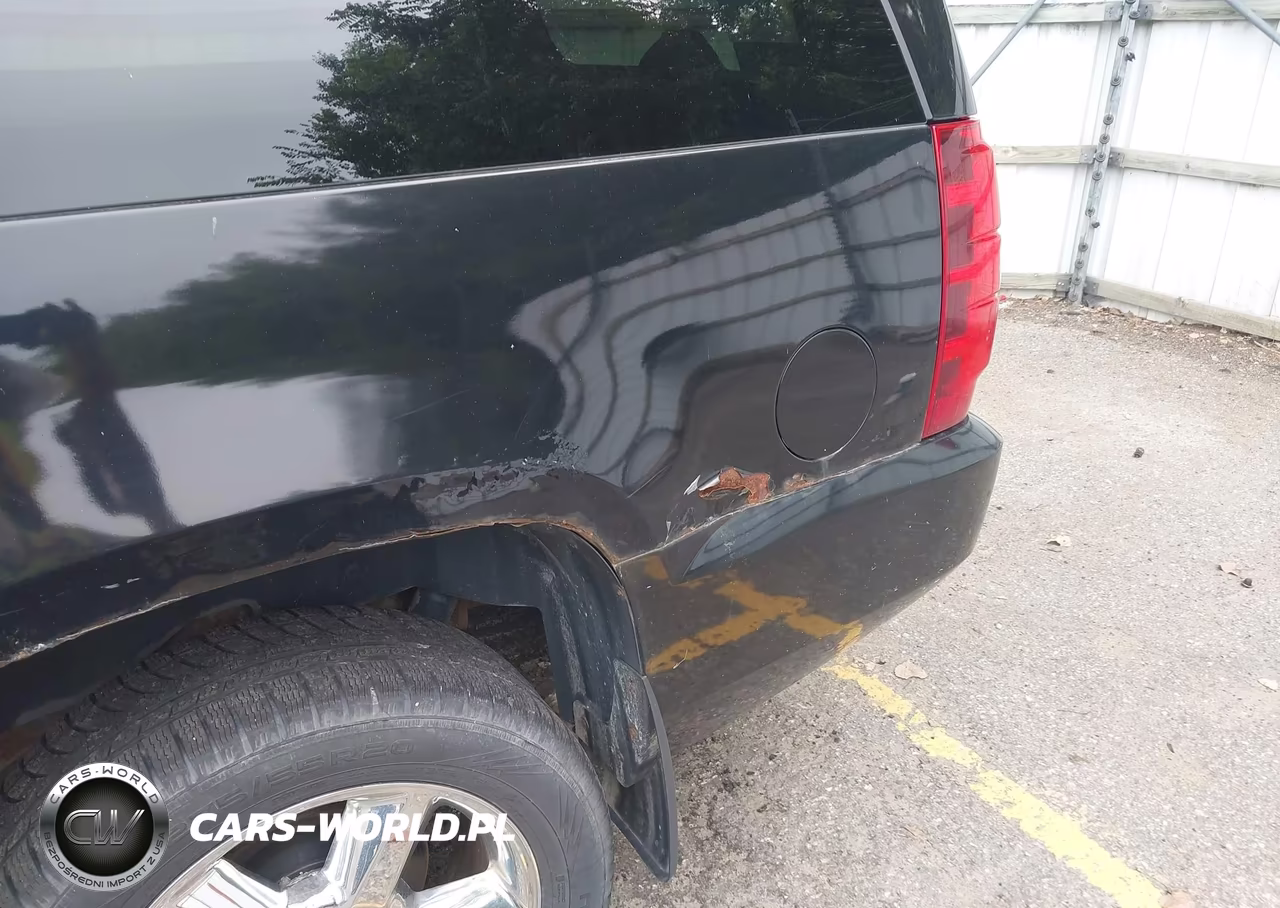 2012 Chevrolet Suburban Lt VIN:1GNSKJE70CR314740 - 6
