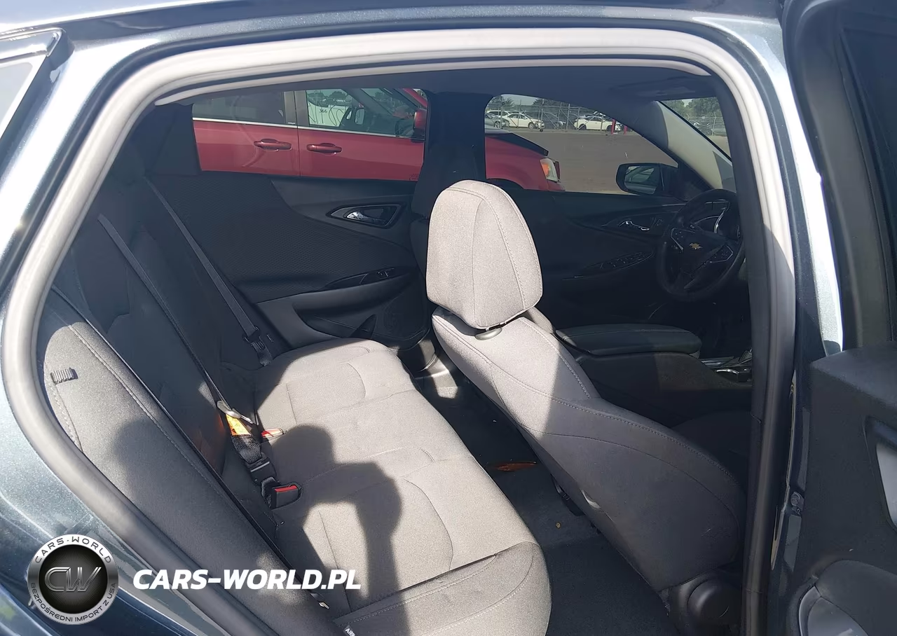 2019 Chevrolet Malibu Lt VIN:1G1ZD5ST8KF145408 - 8