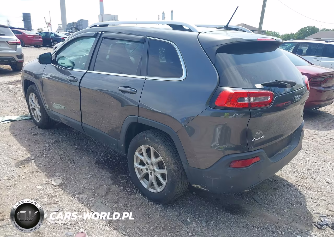 2014 Jeep Cherokee Latitude VIN:1C4PJMCB6EW140574 - 3