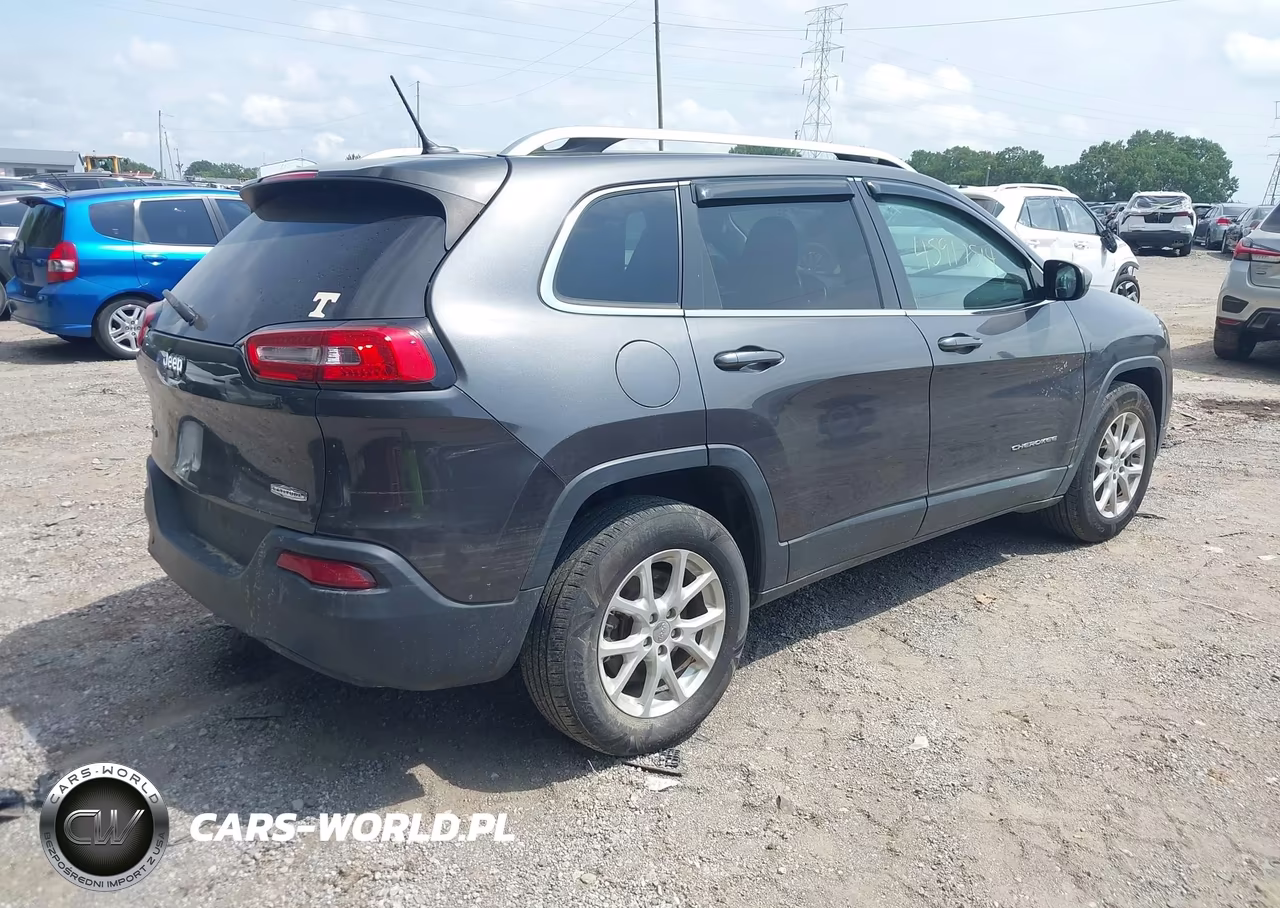 2014 Jeep Cherokee Latitude VIN:1C4PJMCB6EW140574 - 4