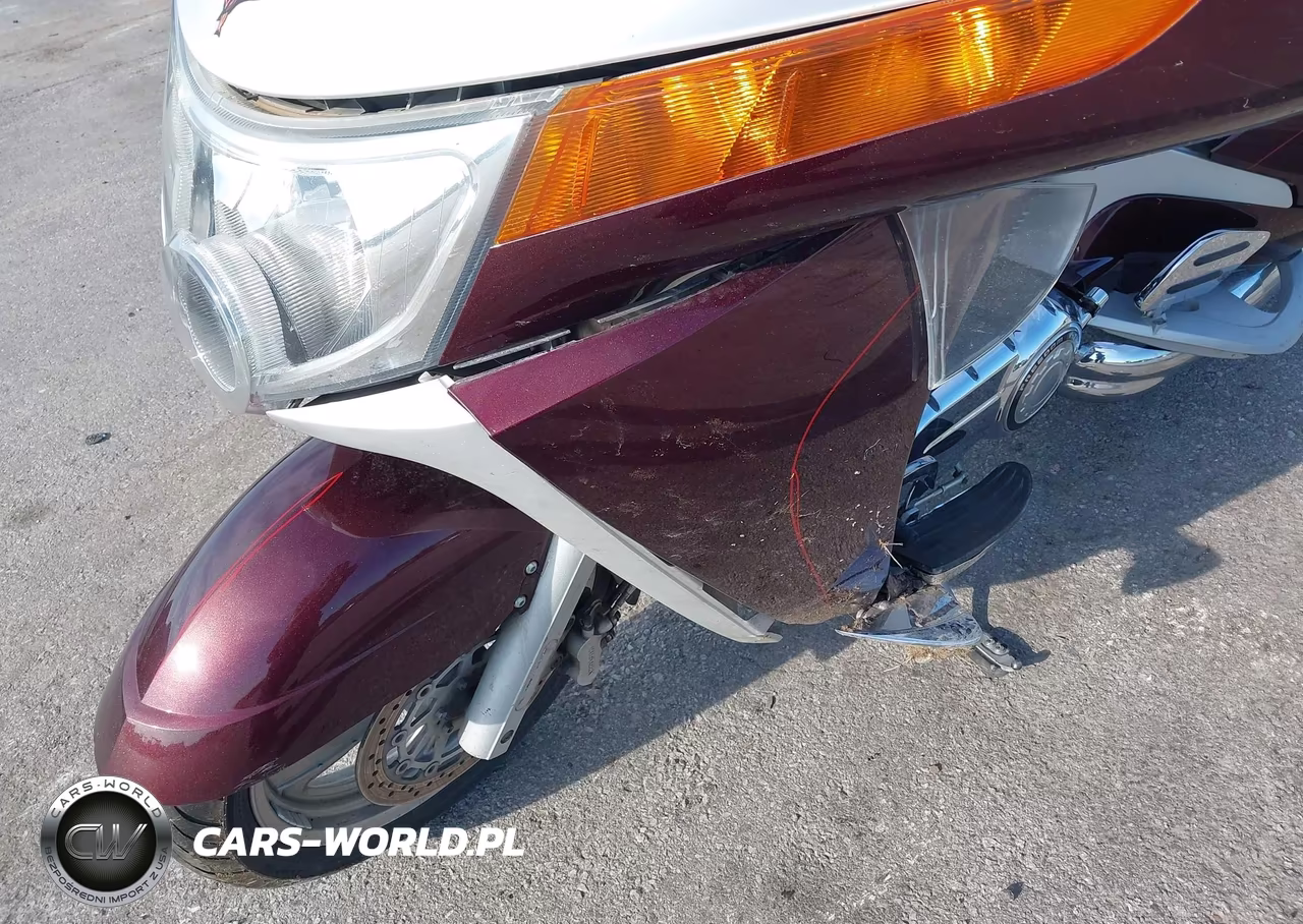 2008 Victory Motorcycles Vision Deluxe VIN:5VPSD36D883005726 - 14