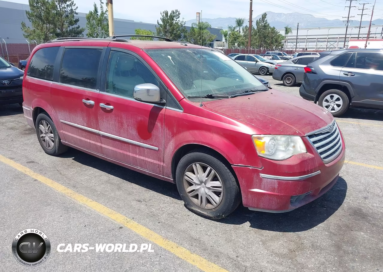 2010 Chrysler Town & Country Limited – zdjęcie 1 z 13