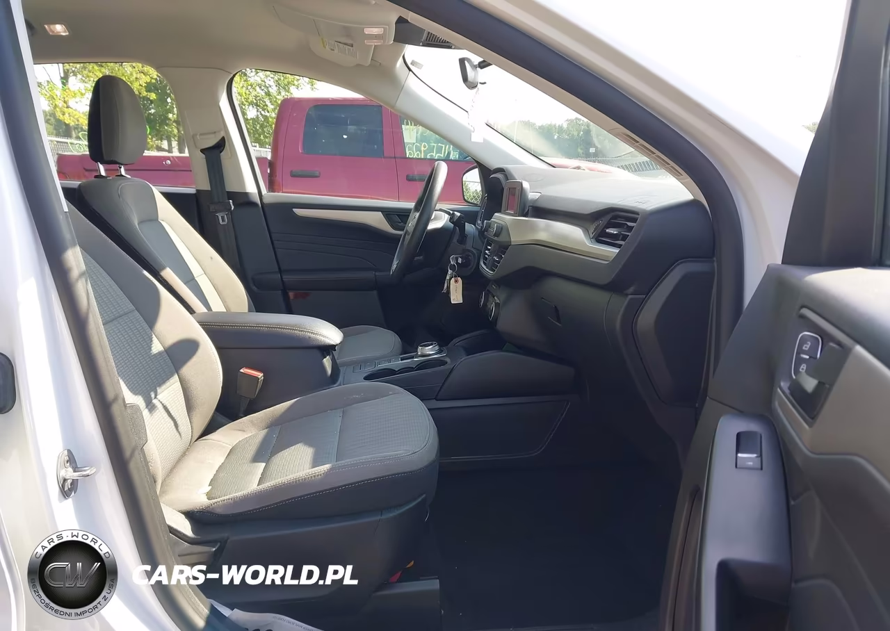 2022 Ford Escape S VIN:1FMCU9F68NUA89636 - 5