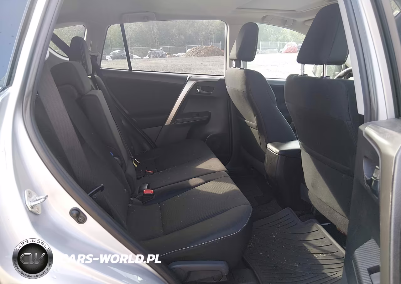 2015 Toyota Rav4 Xle VIN:2T3RFREV1FW328272 - 8
