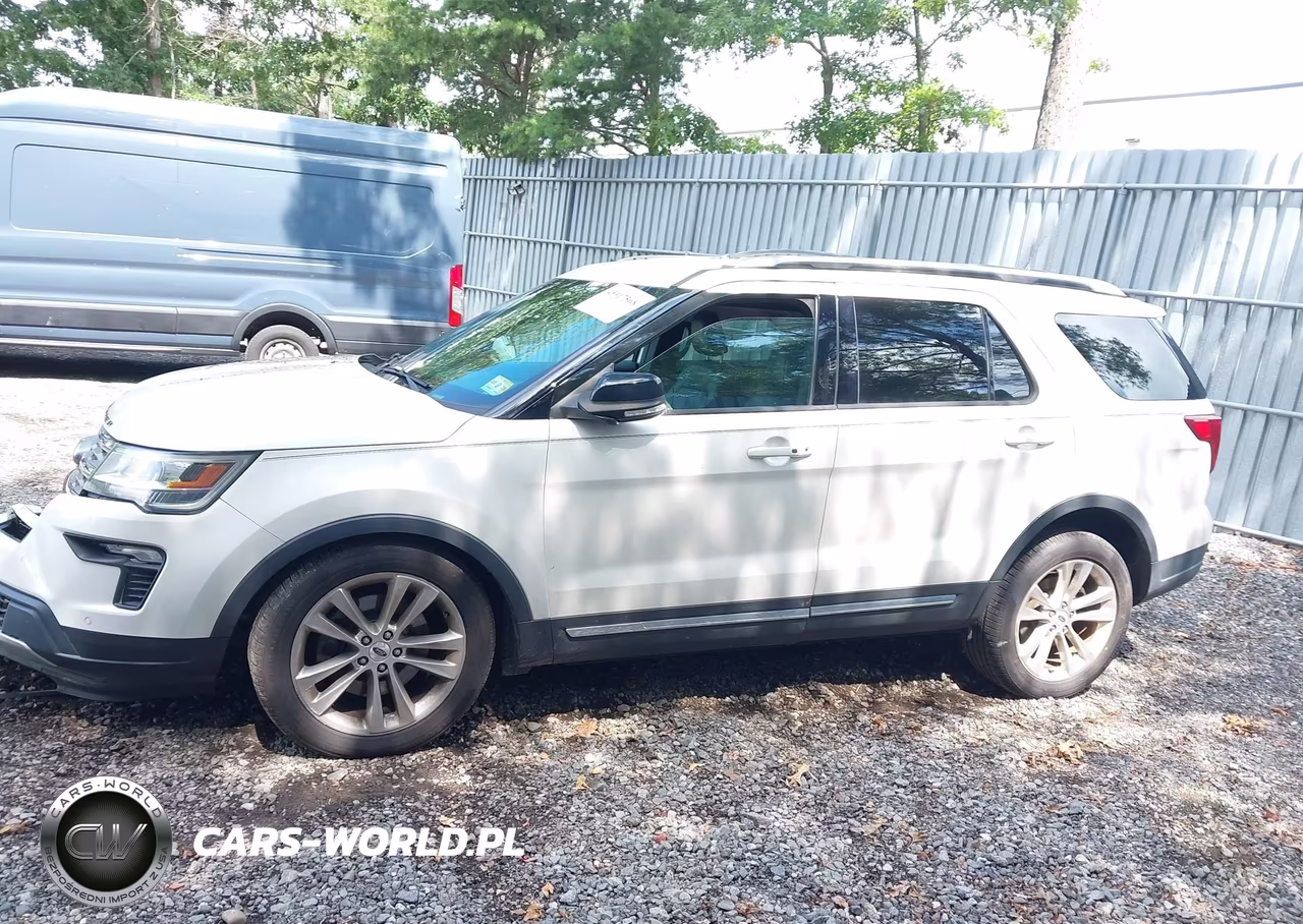 2018 Ford Explorer Xlt VIN:1FM5K8D85JGA62156 - 14