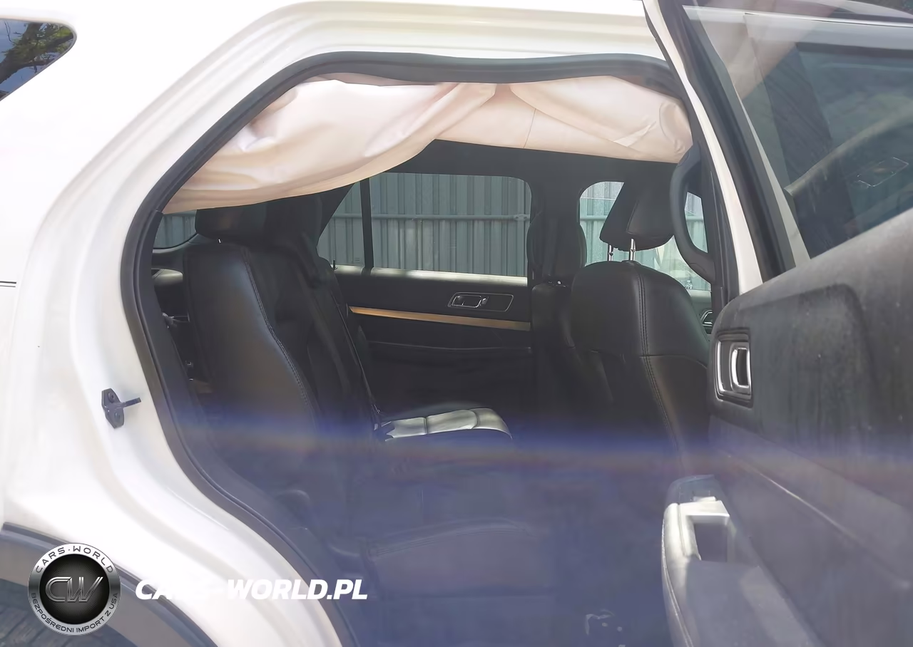 2018 Ford Explorer Xlt VIN:1FM5K8D85JGA62156 - 8