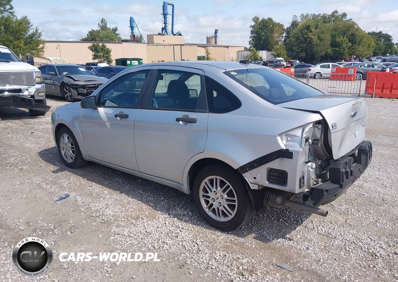 2010 Ford Focus Se VIN:1FAHP3FN2AW145337 - 3