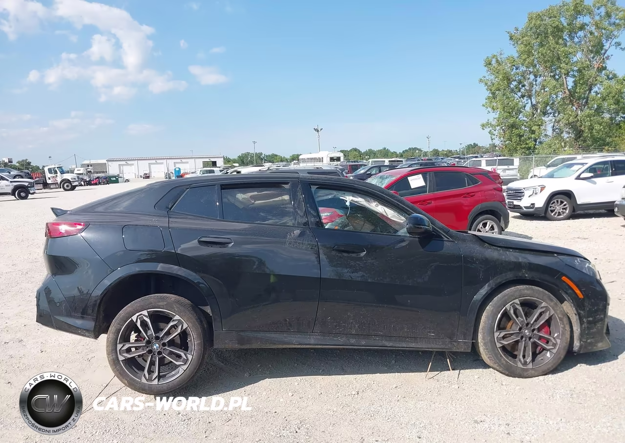 2025 BMW X2 xDrive28I VIN:WBX63GM07S5097968 - 12