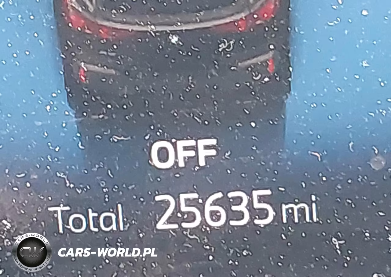 2025 BMW X2 xDrive28I VIN:WBX63GM07S5097968 - 14