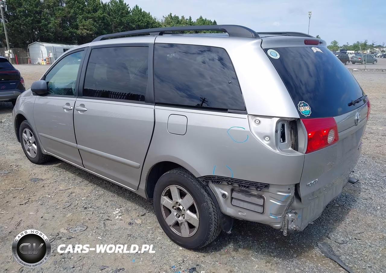 2009 Toyota Sienna Le VIN:5TDZK23C79S264992 - 3