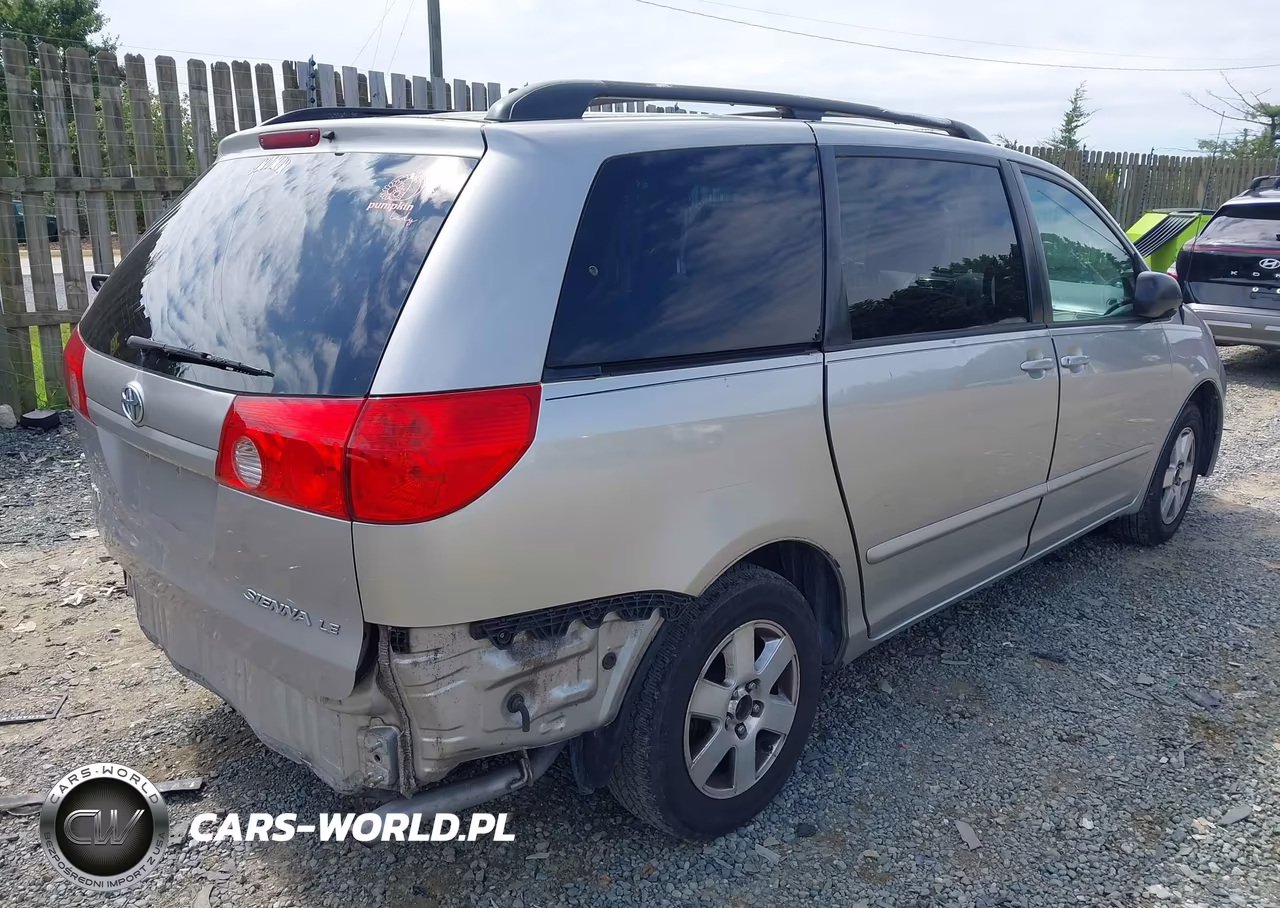 2009 Toyota Sienna Le VIN:5TDZK23C79S264992 - 4