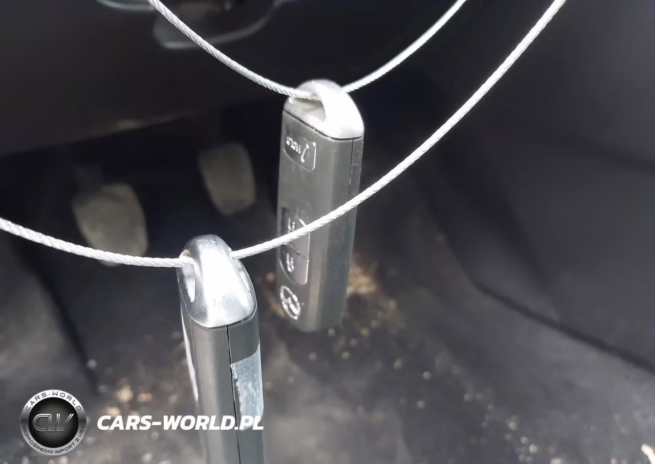 2014 Mazda Mazda3 I Touring VIN:JM1BM1L74E1129291 - 11