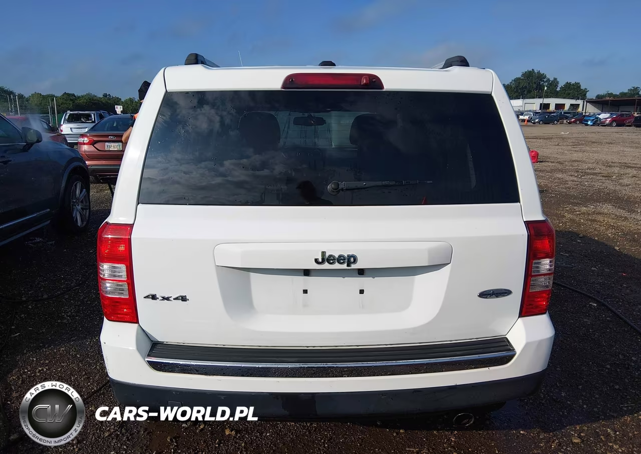 2016 Jeep Patriot High Altitude Edition VIN:1C4NJRFB3GD731167 - 16