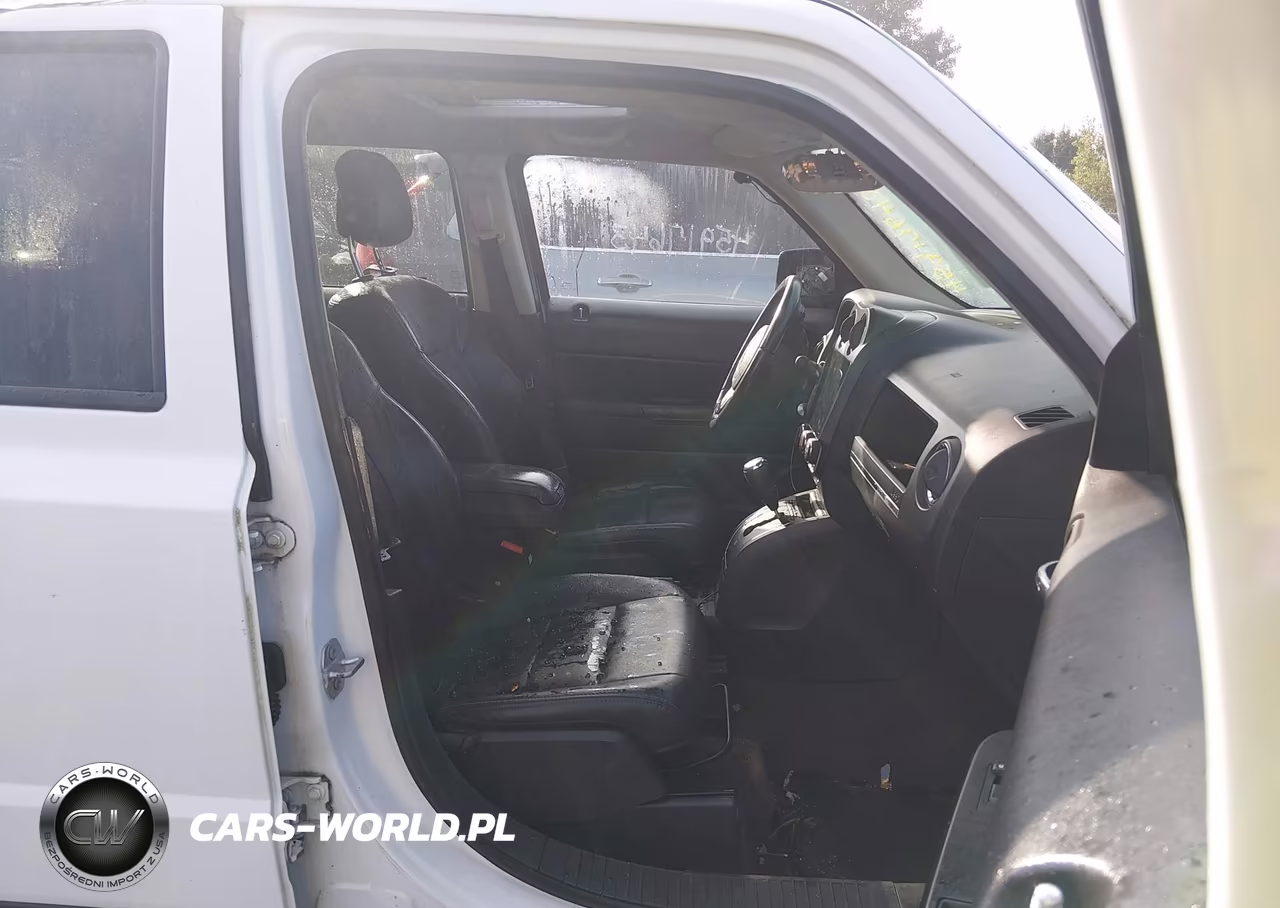 2016 Jeep Patriot High Altitude Edition VIN:1C4NJRFB3GD731167 - 5