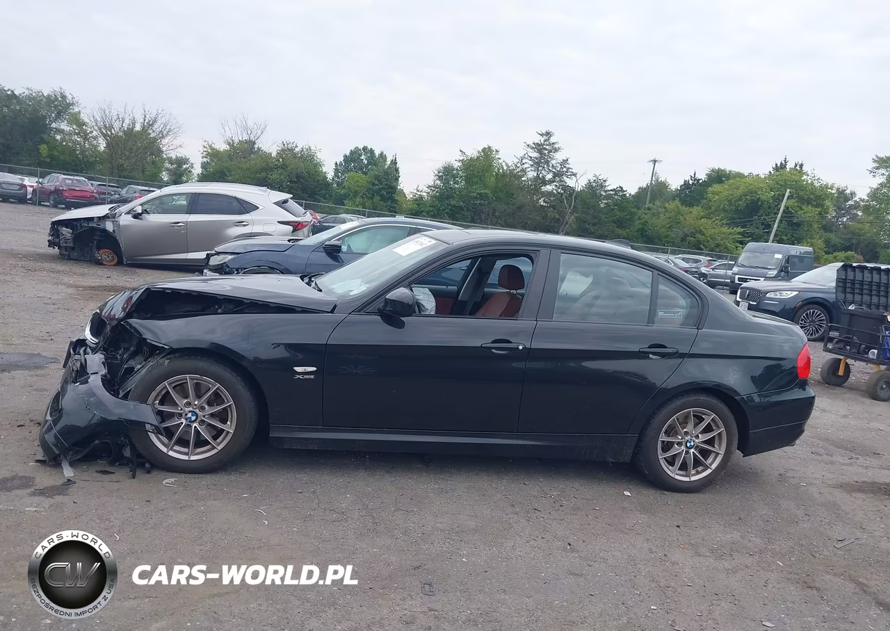 2010 BMW 328I xDrive VIN:WBAPK5C52AA648980 - 14