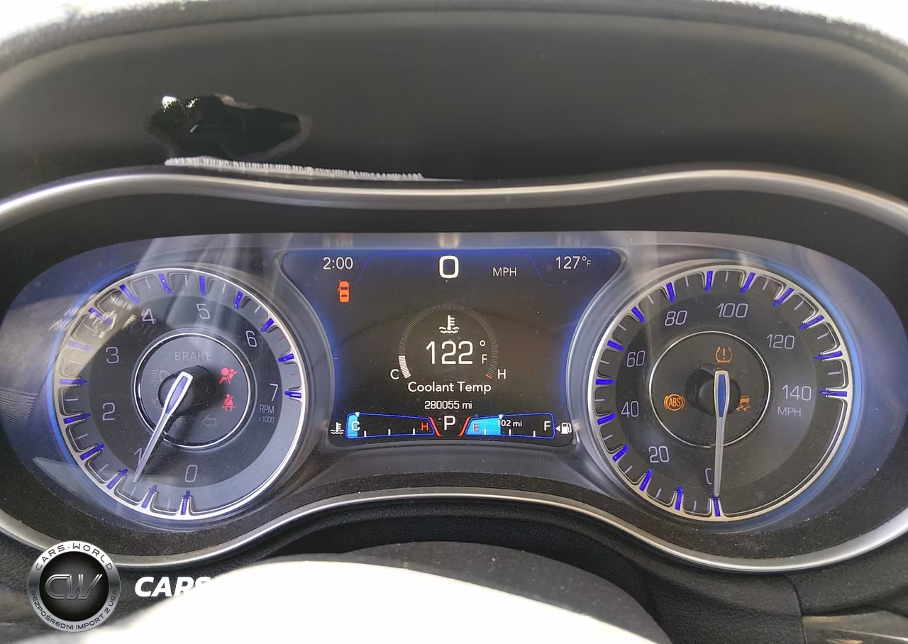 2015 Chrysler 300 Limited VIN:2C3CCAAG3FH872185 - 7