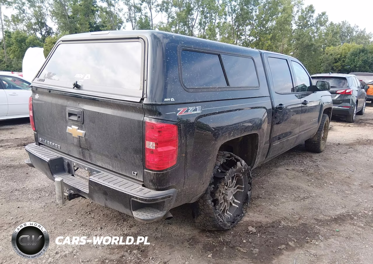 2017 Chevrolet Silverado 1500 Lt VIN:3GCUKRECXHG268452 - 4