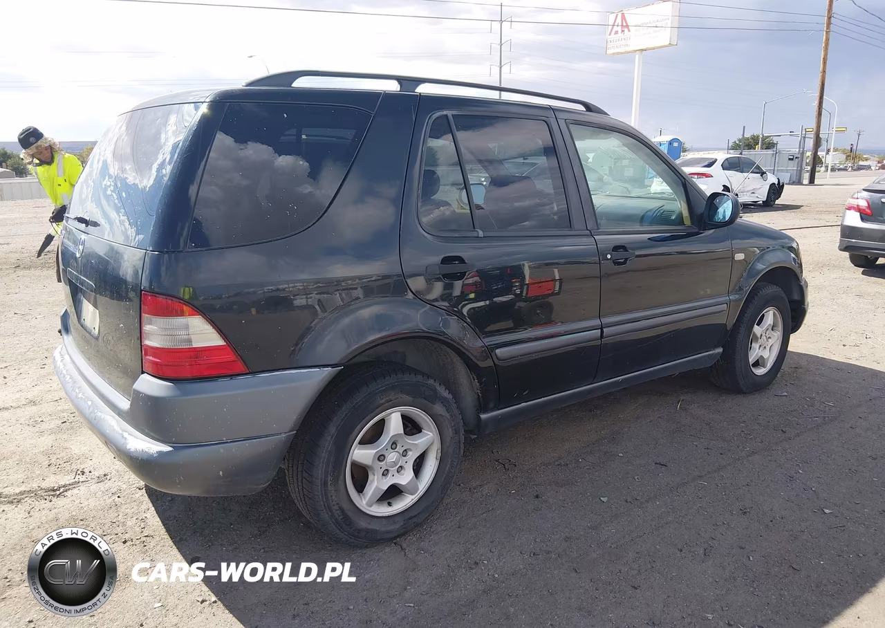 1999 Mercedes-Benz Ml 320 VIN:4JGAB54E1XA063707 - 4