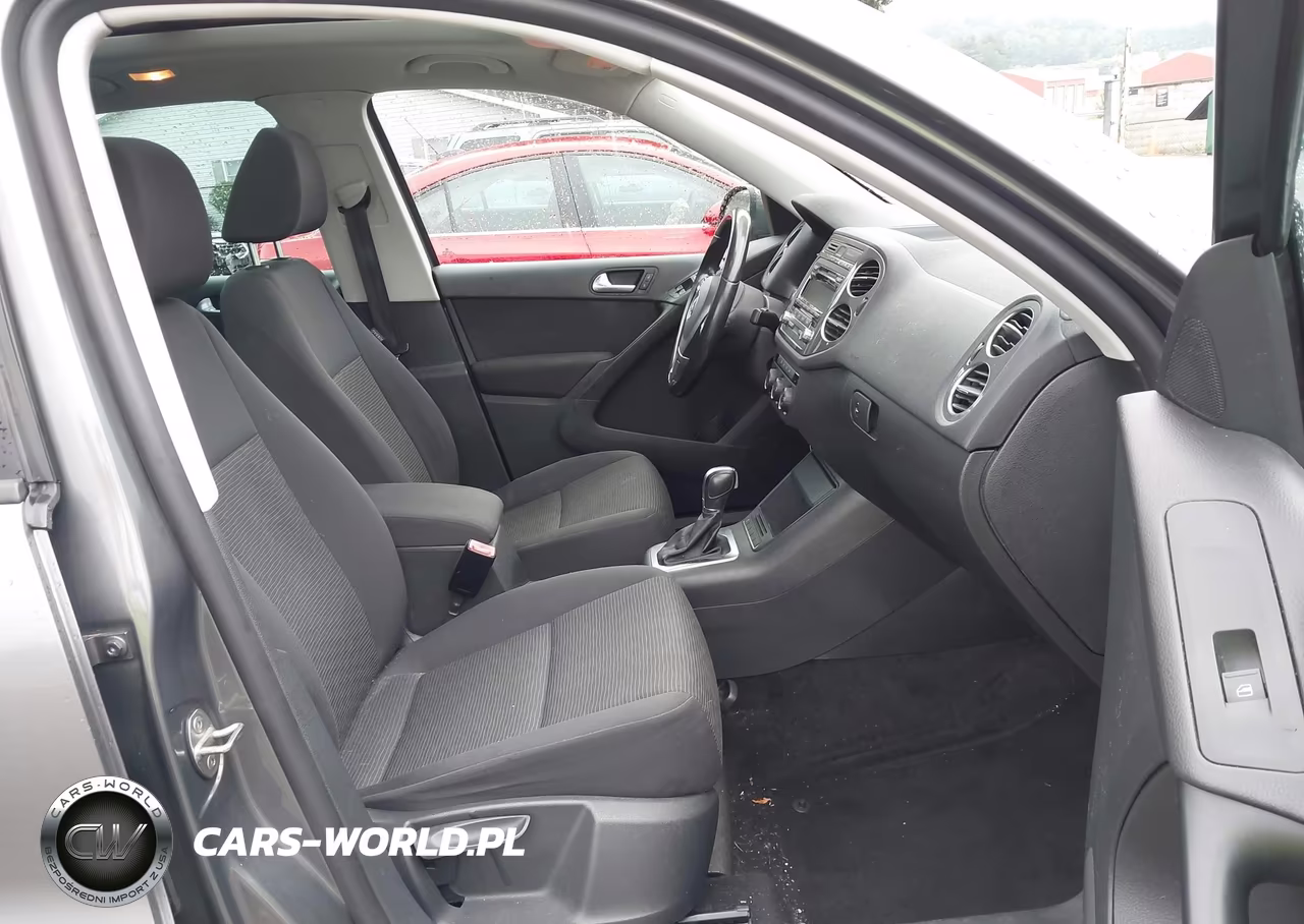 2013 Volkswagen Tiguan S VIN:WVGAV7AX8DW534131 - 5