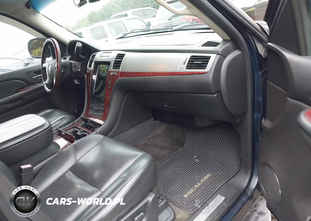 2007 Cadillac Escalade VIN:1GYFK63847R308295 - 5