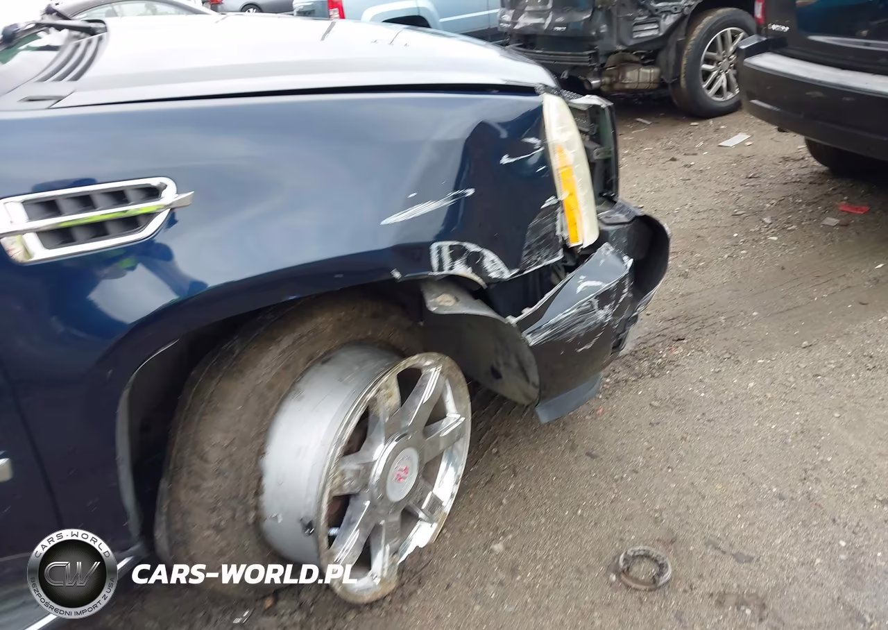 2007 Cadillac Escalade VIN:1GYFK63847R308295 - 6
