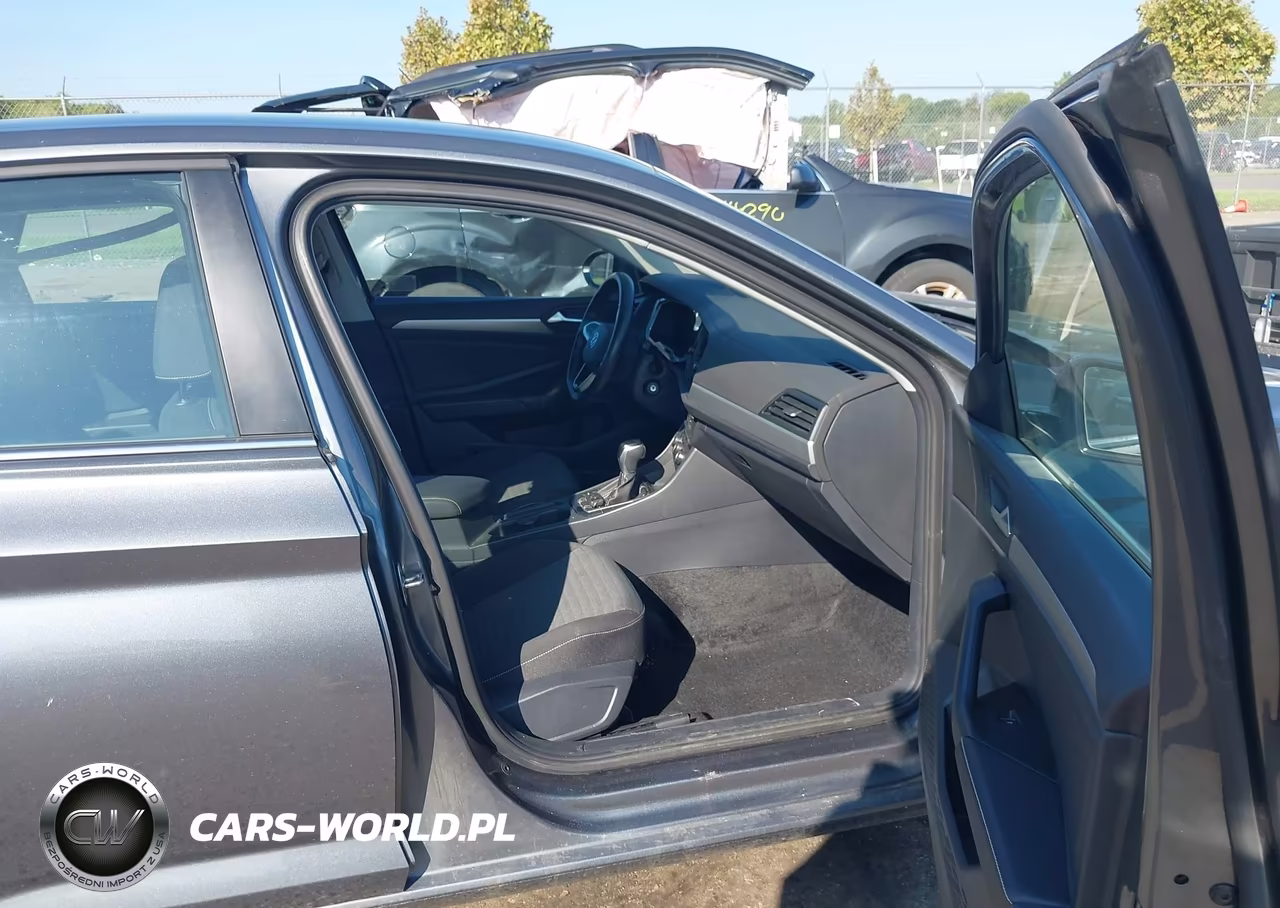 2024 Volkswagen Jetta 1.5T S VIN:3VW5M7BU6RM081984 - 5