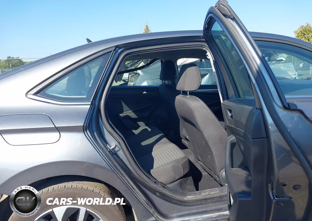 2024 Volkswagen Jetta 1.5T S VIN:3VW5M7BU6RM081984 - 8
