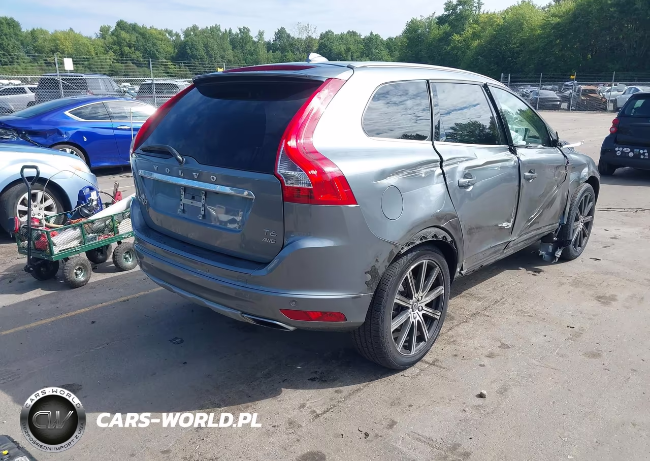 2017 Volvo Xc60 T6 Inscription VIN:YV449MRU1H2211547 - 4